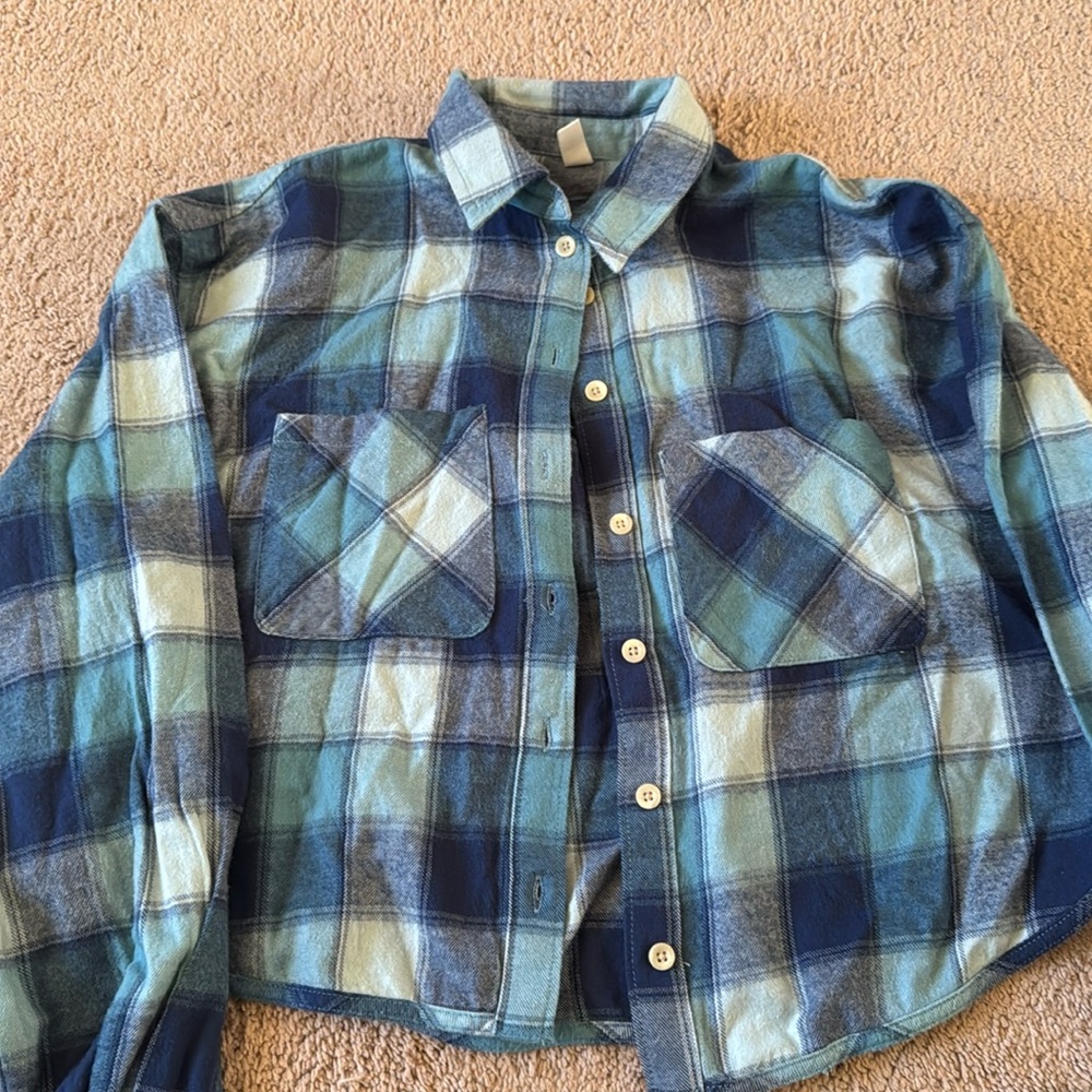 BP cropped plaid flannel shirt